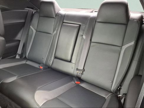 Used 2023 Dodge Challenger SXT w/ Plus Package image 14