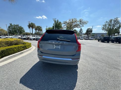 Used 2023 Volvo XC90 B5 Plus w/ Protection Package Premier image 14