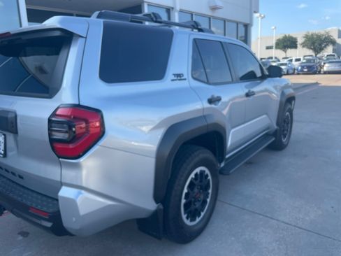 Used 2025 Toyota 4Runner TRD Off-Road Premium w/ Tow Technology Package AWD/4WD image 5