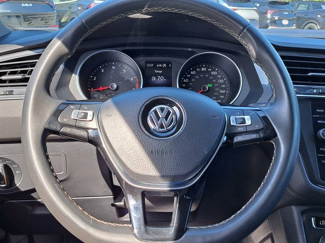Used 2021 Volkswagen Tiguan SE AWD/4WD image 10