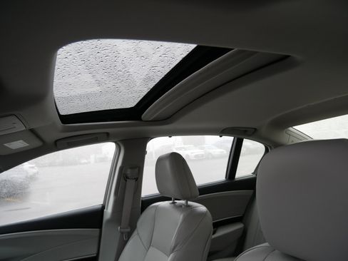 Used 2016 Acura RLX w/ Advance Package image 33