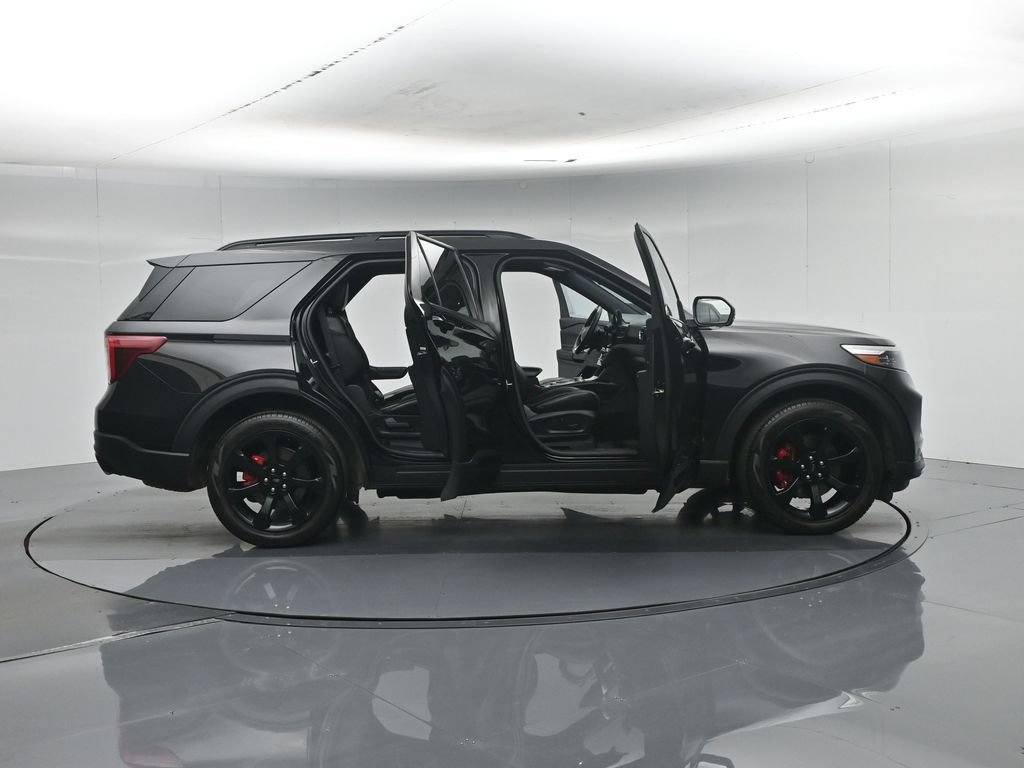 Certified 2023 Ford Explorer ST w/ Equipment Group 401A AWD/4WD image 41