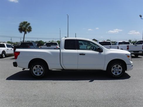 Used 2022 Nissan Titan S RWD image 1