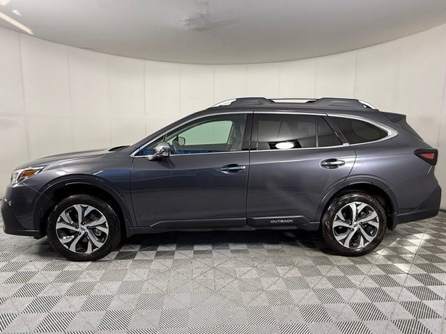 Used 2022 Subaru Outback Touring AWD/4WD image 3