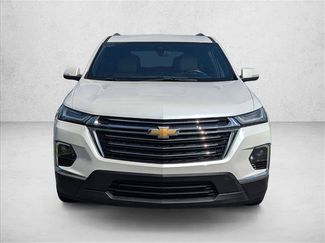 Used 2023 Chevrolet Traverse LT FWD video 2