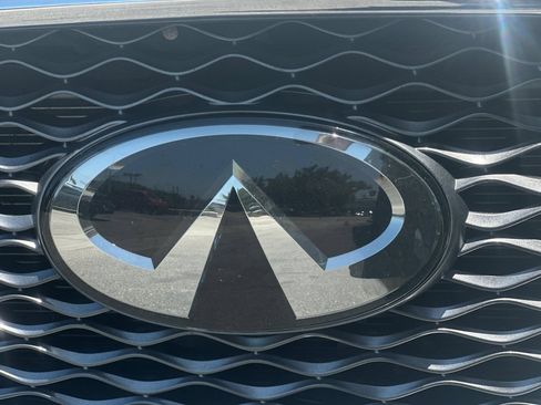 Used 2023 INFINITI QX50 Luxe FWD image 39
