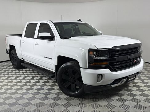 Used 2018 Chevrolet Silverado 1500 LT w/ All Star Edition image 2