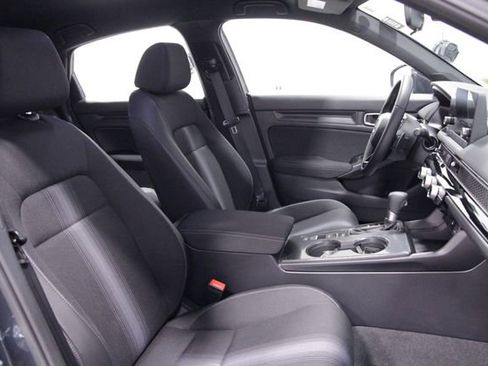 Certified 2025 Honda Civic Sport image 14