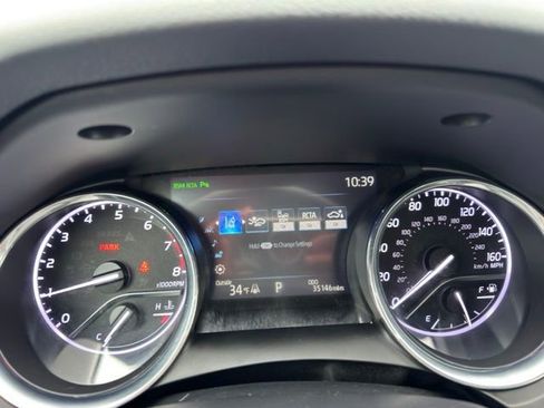 Used 2019 Toyota Camry XLE image 23