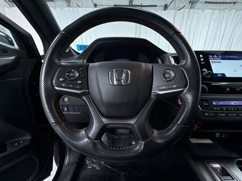Used 2022 Honda Pilot TrailSport image 27