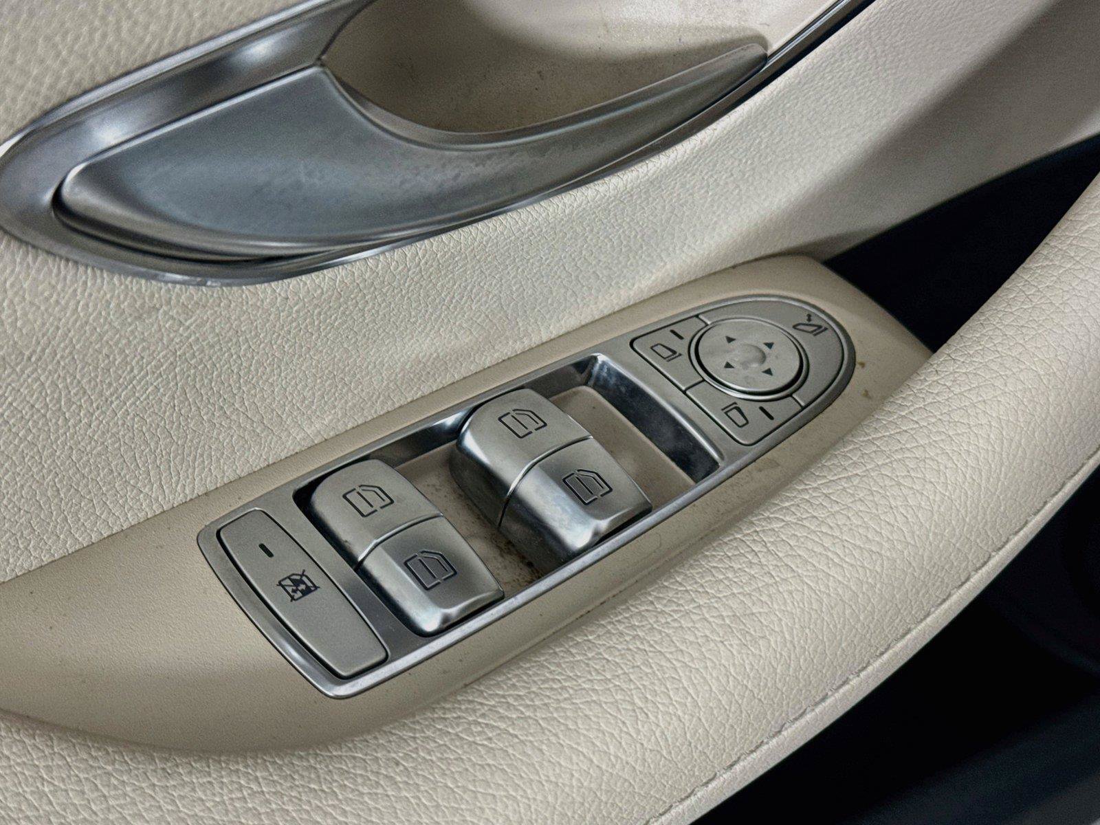 Used 2019 Mercedes-Benz E 300 image 30
