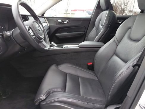 Used 2022 Volvo XC60 B5 Inscription w/ Advanced Package image 20