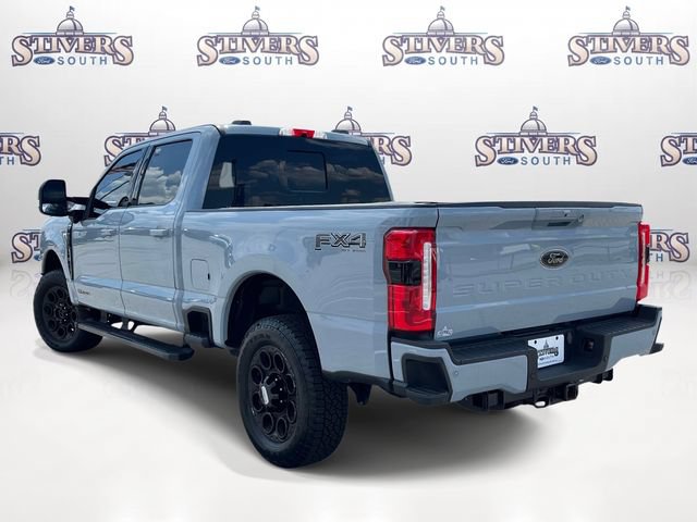 Used 2025 Ford F350 Lariat w/ Black Appearance Package AWD/4WD image 5