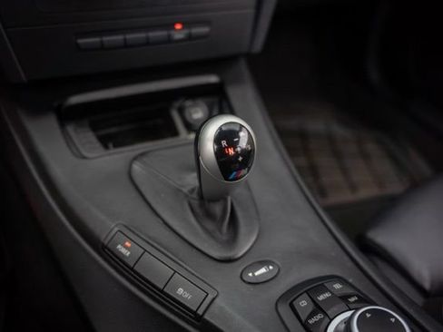 Used 2011 BMW M3 Coupe RWD image 24