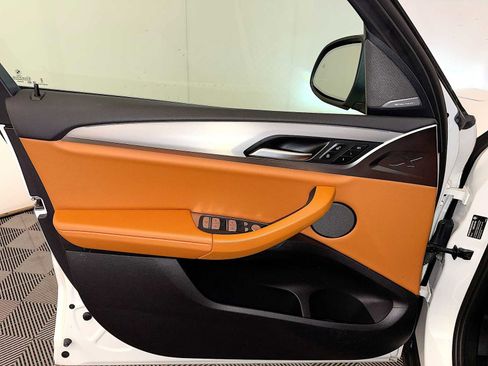 Used 2023 BMW X3 xDrive30i w/ Premium Package image 11