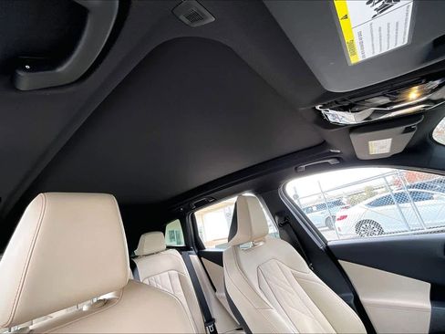 Used 2025 BMW X3 xDrive30i w/ M Sport Package image 23