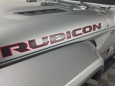 Used 2021 Jeep Wrangler Unlimited Rubicon AWD/4WD image 12