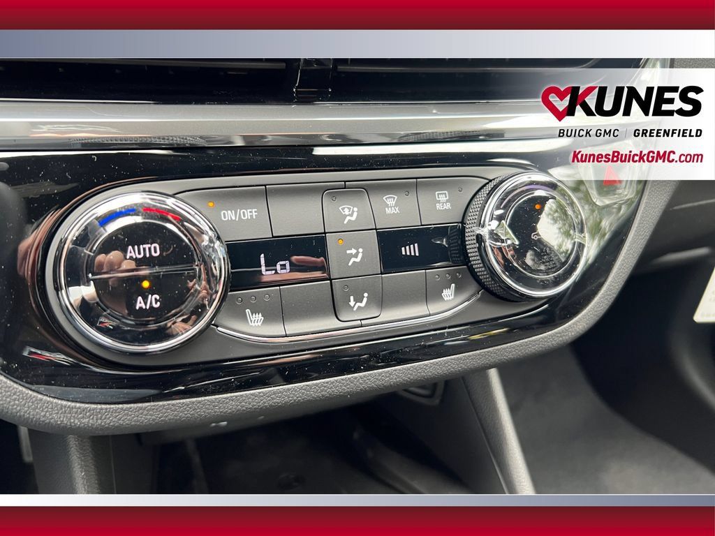 New 2026 Buick Envista Sport Touring w/ Convenience I Package FWD image 28