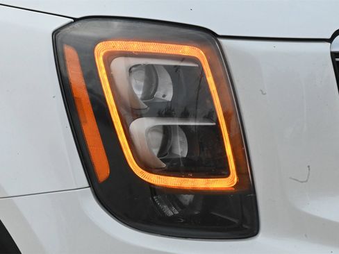 Used 2021 Kia Telluride EX w/ EX Premium Package image 29