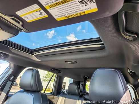 Certified 2026 Subaru Outback Limited AWD/4WD image 9