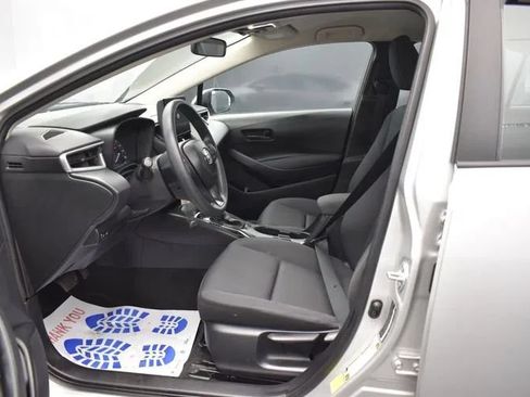 Used 2024 Toyota Corolla LE FWD image 14