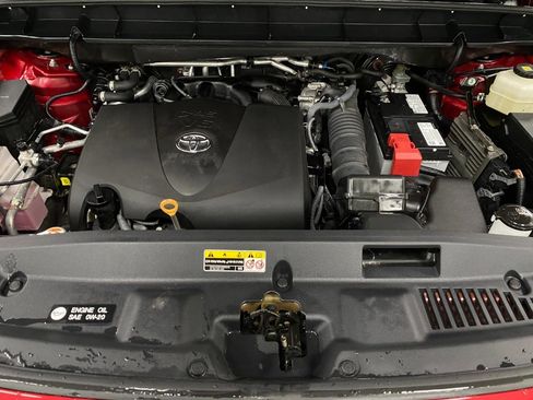 Used 2021 Toyota Highlander XSE image 13