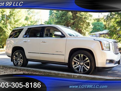 Used 2017 GMC Yukon Denali w/ Open Road Package AWD/4WD image 7