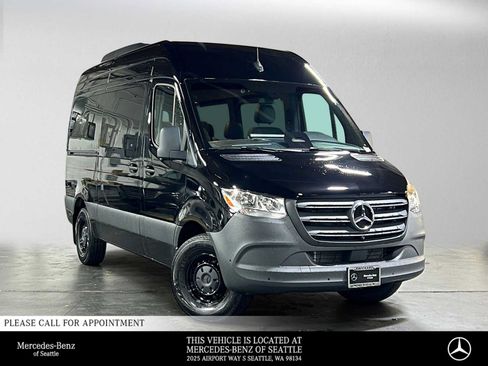 Used 2025 Mercedes-Benz Sprinter 2500 image 1