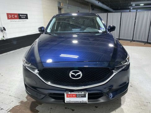 Used 2017 MAZDA CX-5 Touring w/ Preferred Equipment Package AWD/4WD image 6