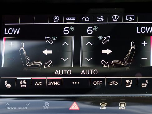 Used 2022 Audi RS 7 Sportback w/ Black Optic Package image 12