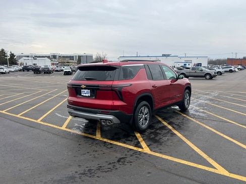 New 2026 Chevrolet Traverse LT w/ Driver Confidence Package image 5