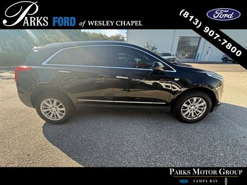 Used 2017 Cadillac XT5 FWD w/ LPO, Wheel Lock Package image 4