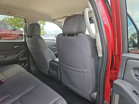 Used 2023 Nissan Frontier SV AWD/4WD image 25