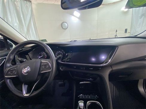 Used 2023 Buick Envision Essence image 33