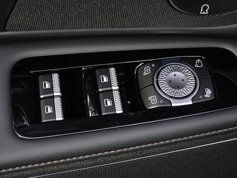 New 2026 Lincoln Nautilus Reserve image 23