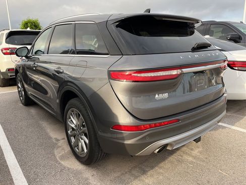 Used 2021 Lincoln Corsair FWD w/ Premium Package image 3