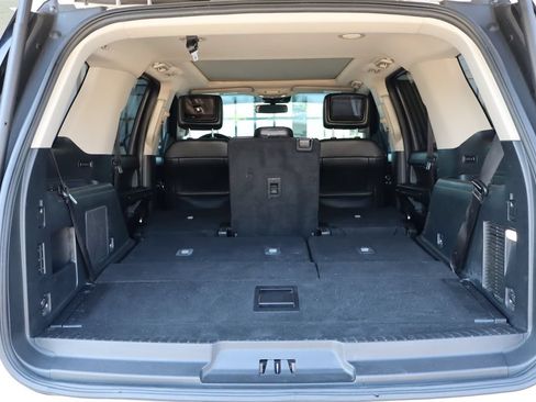 Used 2021 Ford Expedition Platinum AWD/4WD image 9