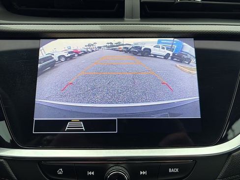 Used 2023 Buick Encore GX Preferred w/ Cold Weather Comfort Package image 21