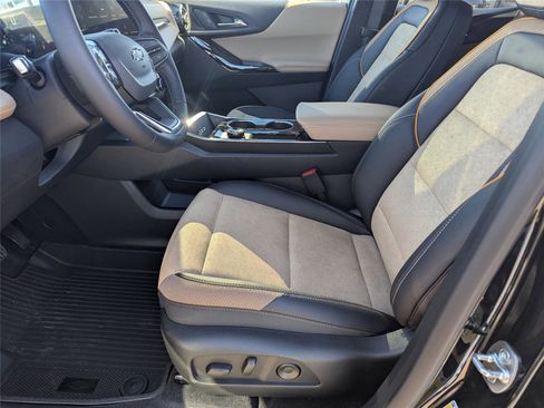 New 2026 Chevrolet Equinox ACTIV w/ Safety and Technology Package image 21