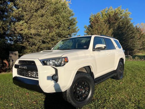 Used 2015 Toyota 4Runner TRD Pro image 1