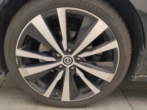 Used 2019 Nissan Altima 2.5 SR FWD image 31