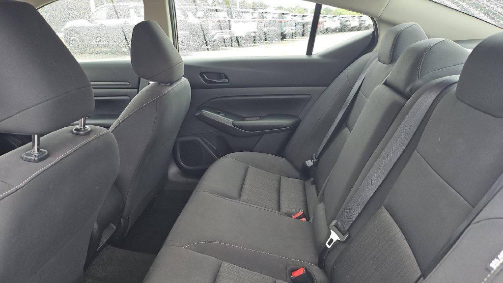 Certified 2025 Nissan Altima 2.5 S FWD image 5