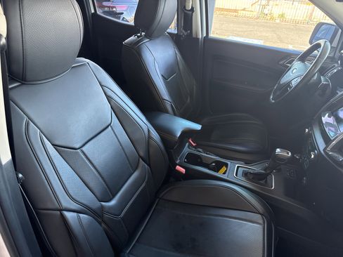 Used 2019 Ford Ranger Lariat w/ Equipment Group 501A Mid image 13