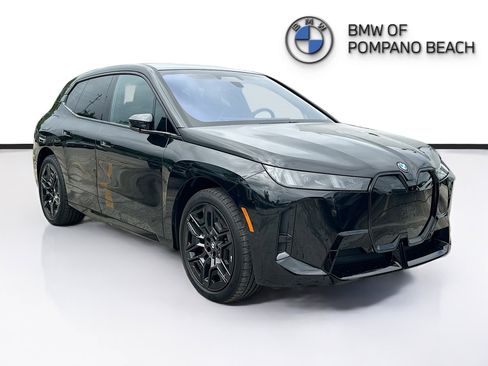 New 2026 BMW iX xDrive60 w/ M Sport Package AWD/4WD image 1