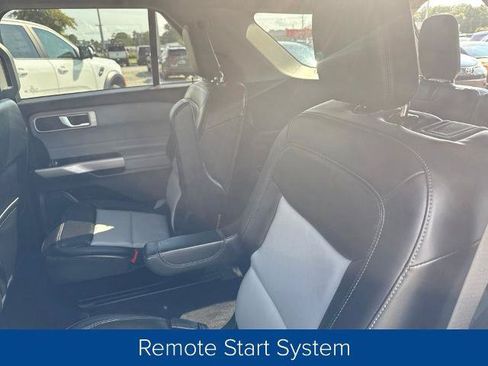 Certified 2024 Ford Explorer XLT w/ Equipment Group 202A RWD image 26
