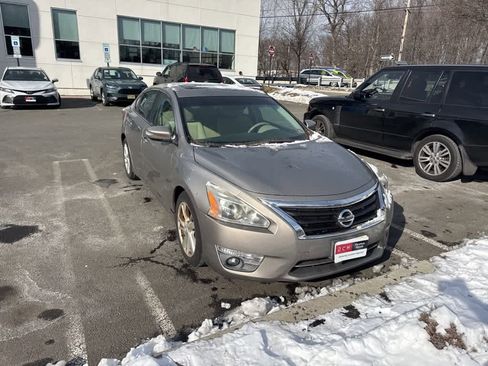 Used 2013 Nissan Altima 2.5 SV w/ 2.5SV Convenience Pkg image 8