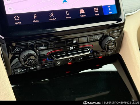 Used 2025 Jeep Grand Cherokee Limited w/ Trailer Tow Package image 22