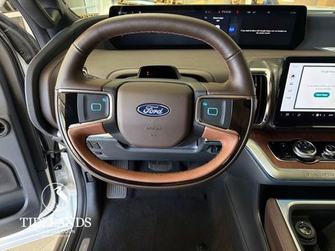 New 2025 Ford Expedition Max King Ranch image 16