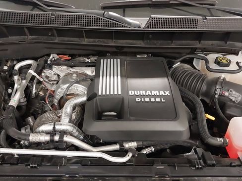 Used 2024 Chevrolet Silverado 1500 LTZ w/ Z71 Off-Road Package image 30