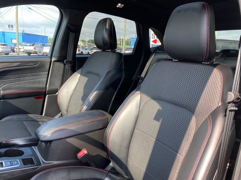 Used 2025 Ford Escape ST-Line w/ Tech Pack #1 AWD/4WD image 10